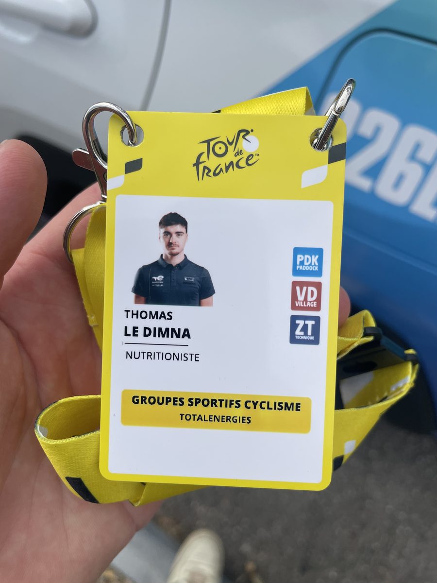 Accréditation Tour de France, nutritionniste de l'équipe TotalEnergies